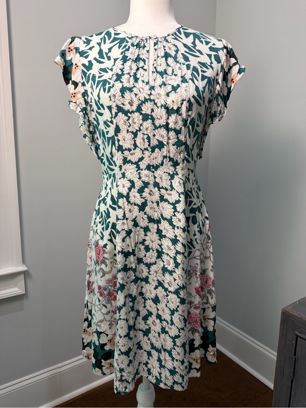 Rebecca Taylor Green Midi Dress with Pastel Floral Print. Like New. Size 6.
